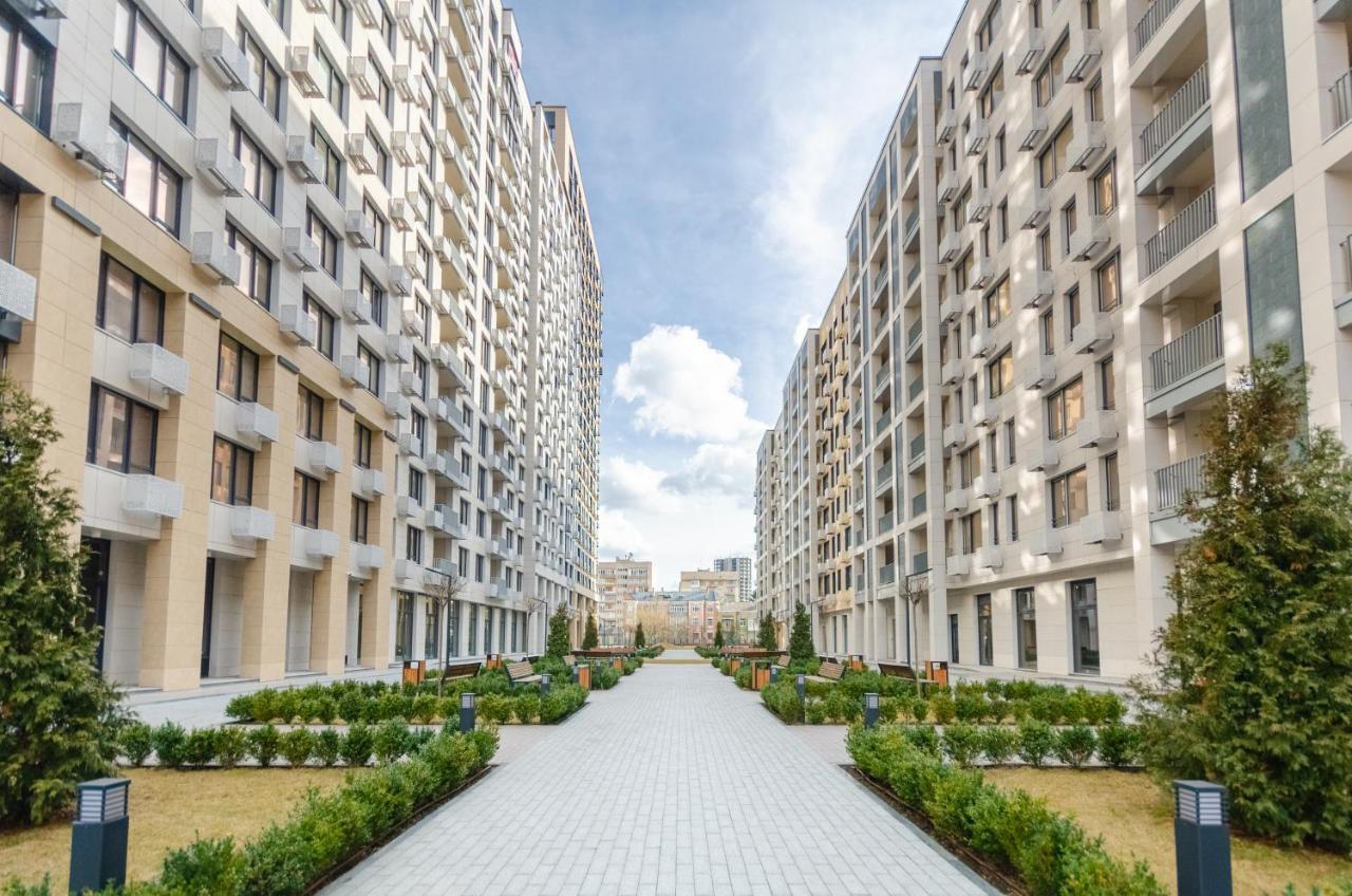 Petrovdom Apartments 12-131B In Rc "Yaroslaviv Grad", Bulvarno-Kudriavska 17B Kiev Ngoại thất bức ảnh