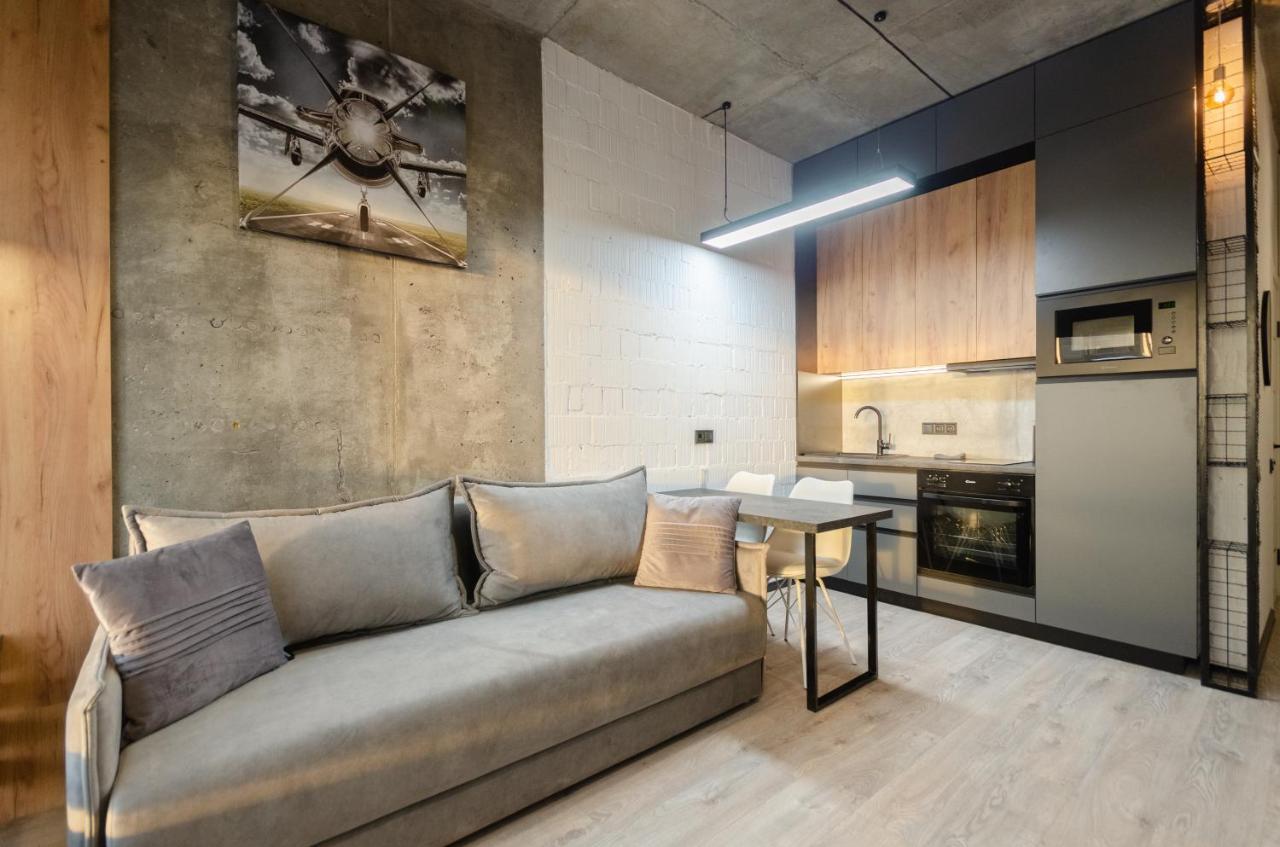 Petrovdom Apartments 12-131B In Rc "Yaroslaviv Grad", Bulvarno-Kudriavska 17B Kiev Ngoại thất bức ảnh