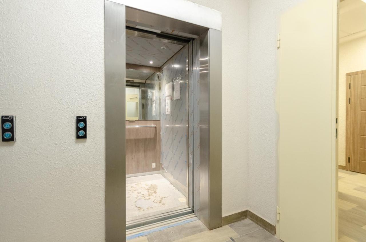 Petrovdom Apartments 12-131B In Rc "Yaroslaviv Grad", Bulvarno-Kudriavska 17B Kiev Ngoại thất bức ảnh
