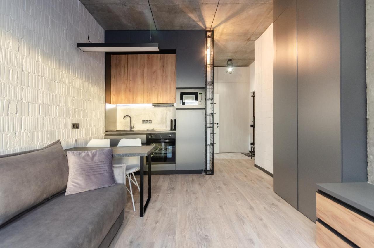 Petrovdom Apartments 12-131B In Rc "Yaroslaviv Grad", Bulvarno-Kudriavska 17B Kiev Ngoại thất bức ảnh