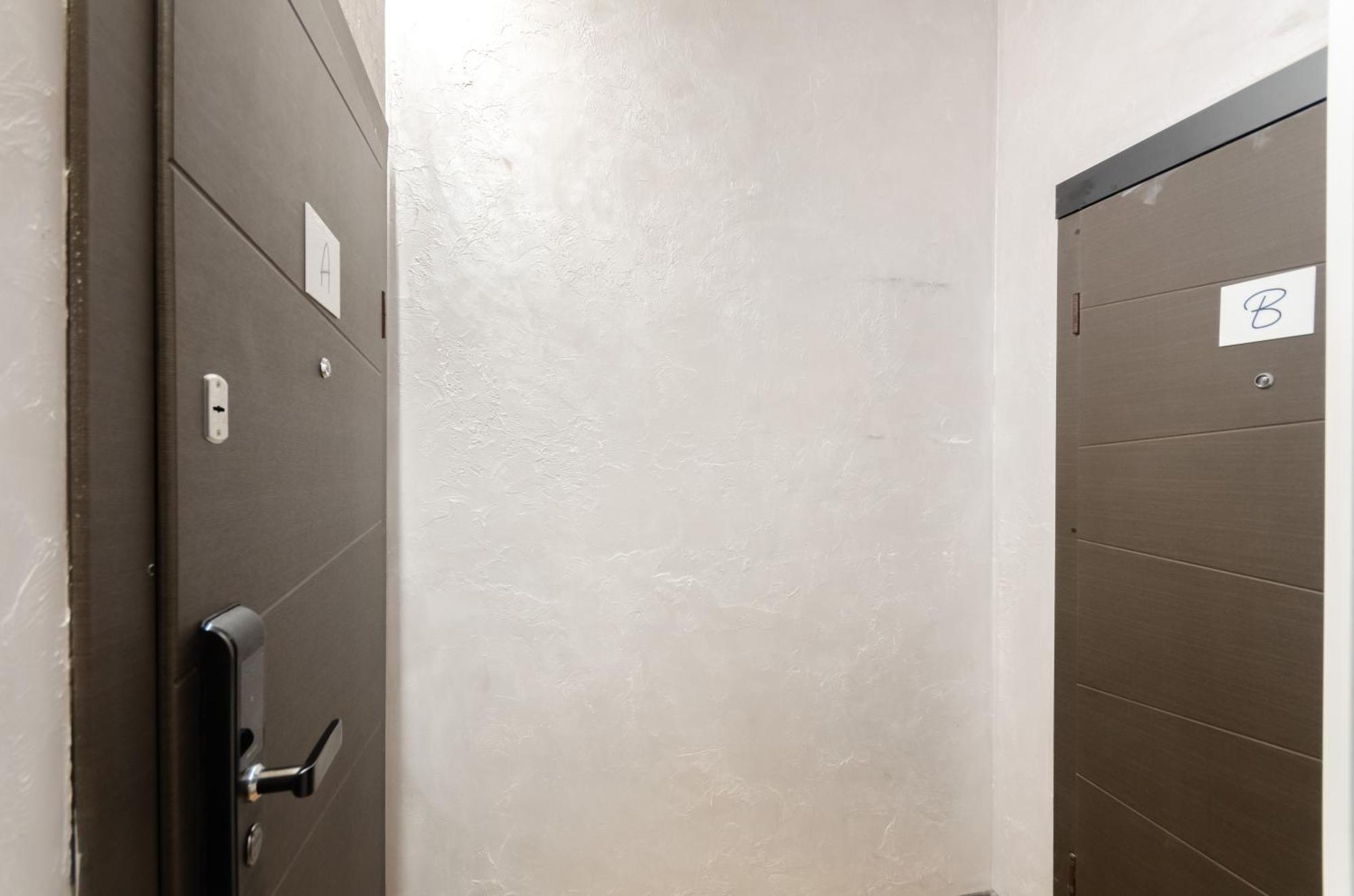 Petrovdom Apartments 12-131B In Rc "Yaroslaviv Grad", Bulvarno-Kudriavska 17B Kiev Ngoại thất bức ảnh