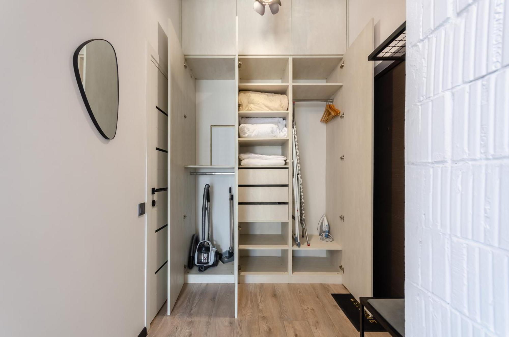 Petrovdom Apartments 12-131B In Rc "Yaroslaviv Grad", Bulvarno-Kudriavska 17B Kiev Ngoại thất bức ảnh